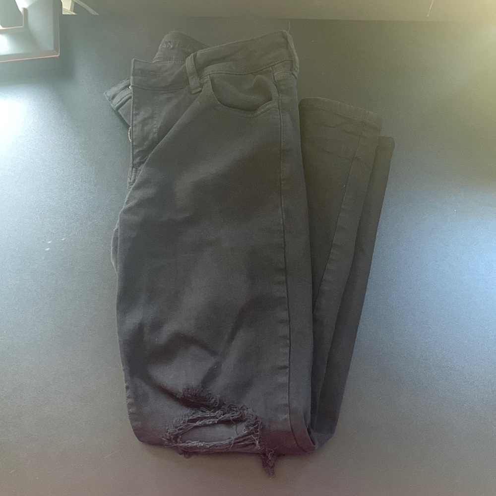 Size 10 Regular American eagle jegging.